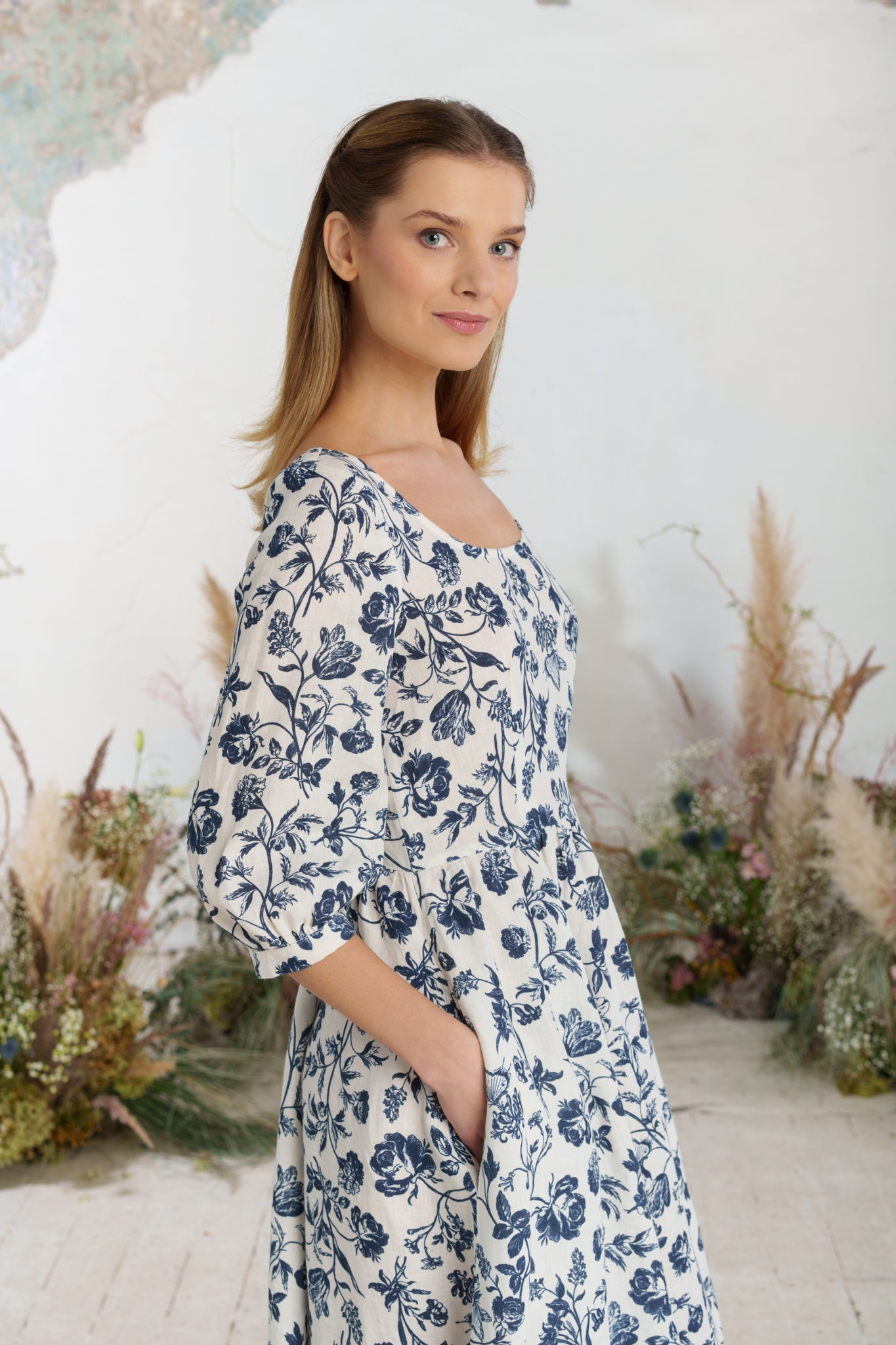 Carmen Dress, 3/4 Sleeve, Ink Rose
#color_ink-rose